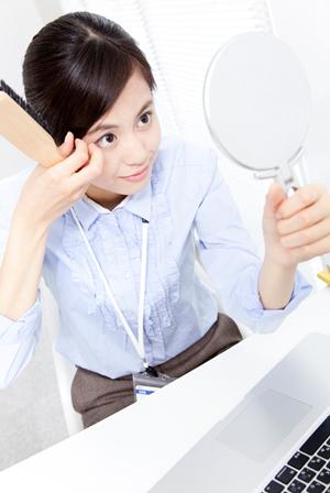 冬虫夏草や高麗人蔘など珍しい食材を扱う原料問屋ゑびや